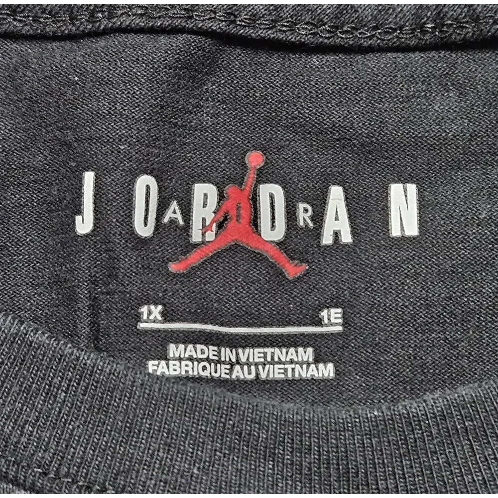 Air Jordan Black Flight Rose Shirt Size 1X Loose Fit Graphic T-shirt